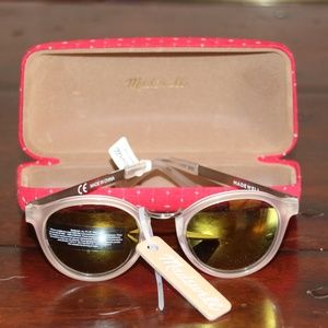 NWT Madewell Indio Sunglasses with Case